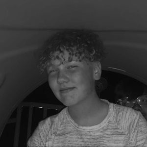 Meet your Posher, Easton